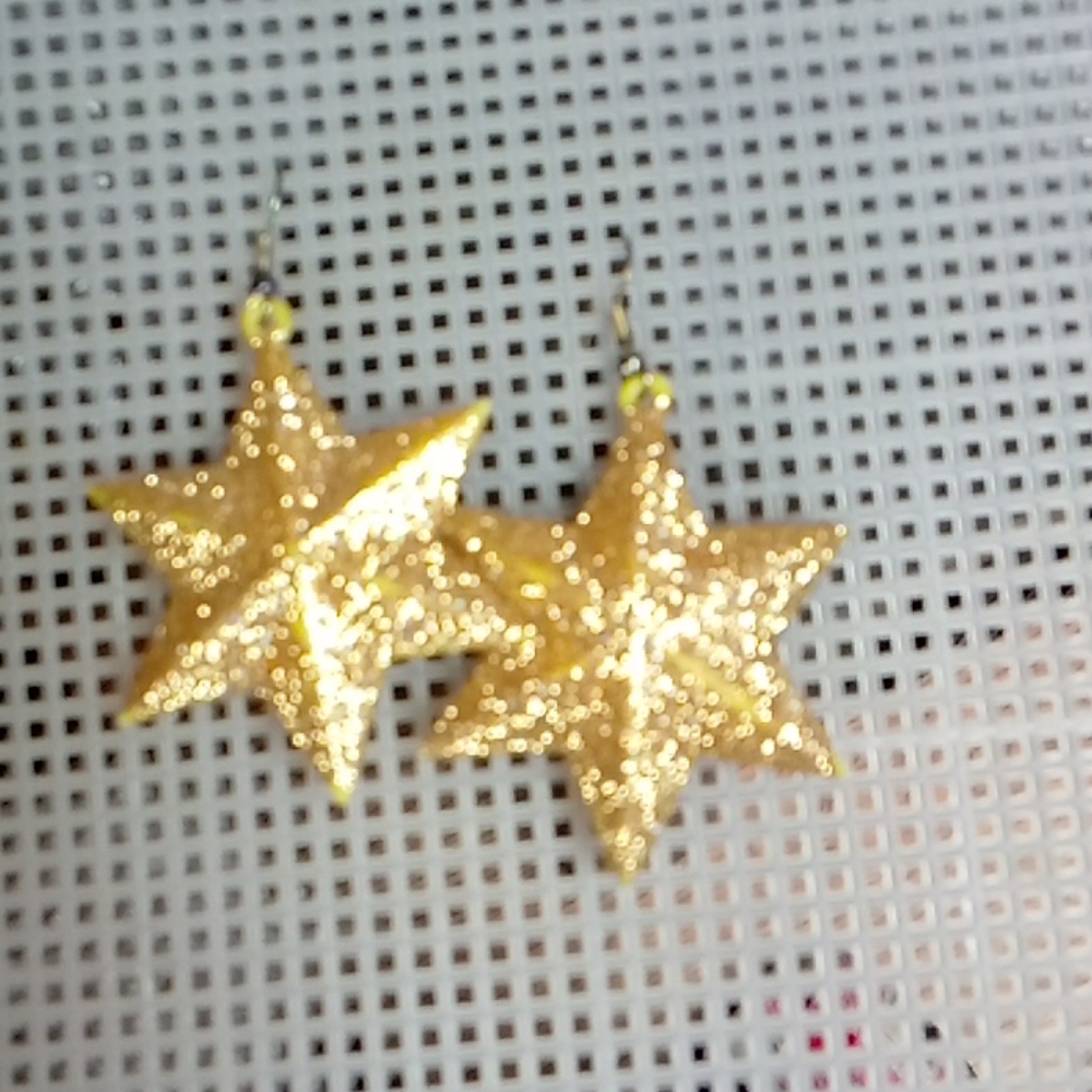 Vintage star dangle earrings